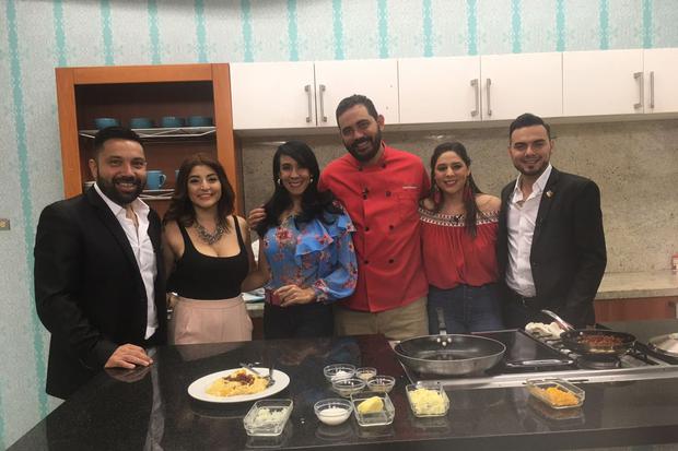 Banda El Recodo en la Cocina De Sol a Sol: así se prepara un omelette relleno de chorizo criollo y queso