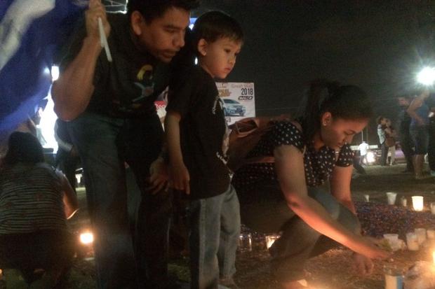 Nicaragüenes rindieron tributo a estudiantes fallecidos durante las protestas de abril.