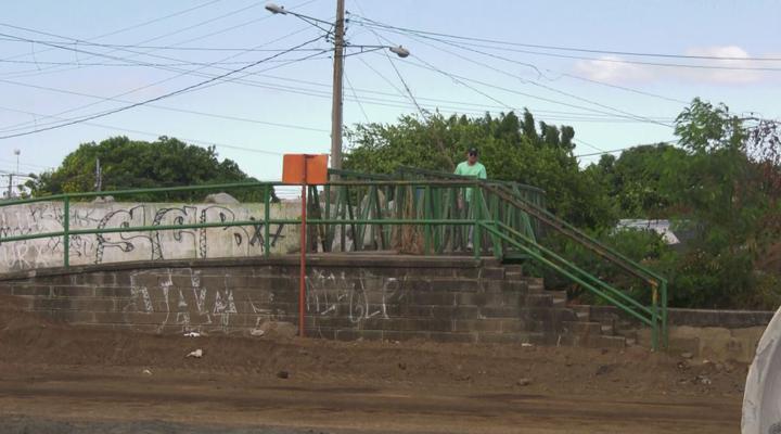 Alcaldía desmonta temporalmente puentes peatonales por ampliación de pista
