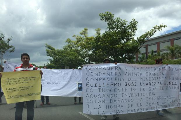 Hacen plantón para pedir libertad de Guillermo Cuarezma