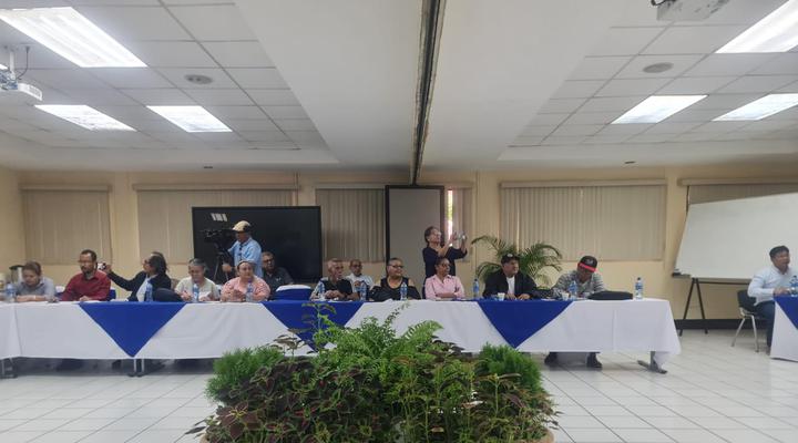 Instalan mesa para discutir ajuste al salario mínimo 2025