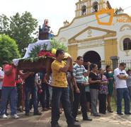 Procesión de Santa Ana en el municipio de Nindirí, Masaya. Foto: Gerall Chávez