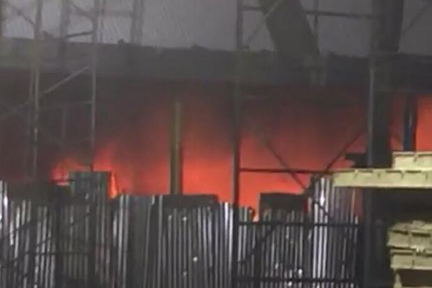 Este es el segundo incendio en menos de 24 horas en el mercado Oriental.