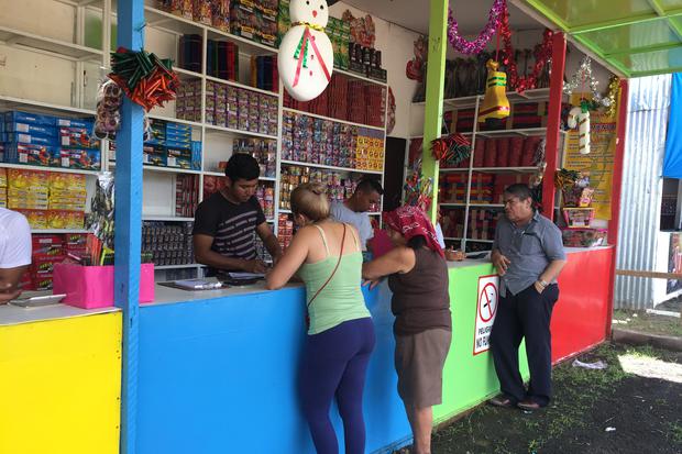 Inicia la venta de juegos pirotécnicos en Managua