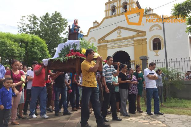 Procesión de Santa Ana en el municipio de Nindirí, Masaya. Foto: Gerall Chávez