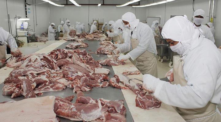 Productores de lácteos y carne en busca de nuevos mercados