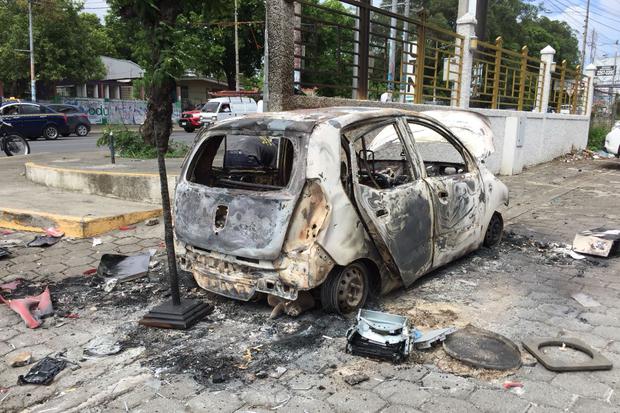 Destrozos en Caruna. Foto: Gerall Chávez