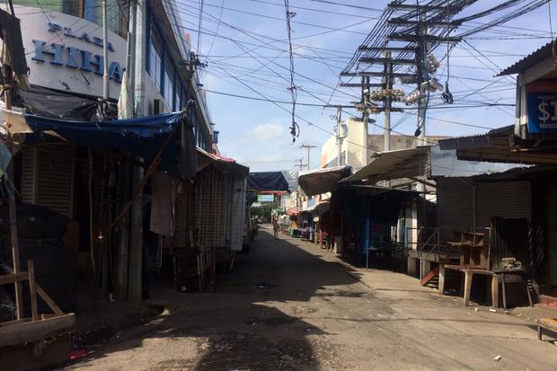 Comercios cerrados en el Mercado Oriental, el más grande de Centroamérica, durante la jornada de paro nacional en Nicaragua. Foto: Walkiria Chavarría.