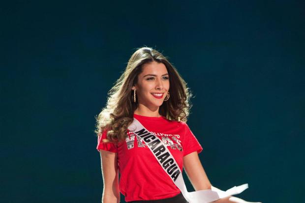 Miss Nicaragua en los ensayos de Miss Universo