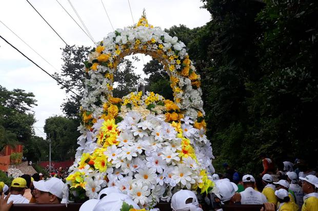 Mocito de Santo Domingo de Guzmán en la procesión desde Las Sierritas hacia Managua. Foto: Elizabeth Reyes.