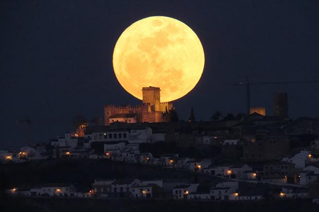 La Superluna denominada Luna Llena.