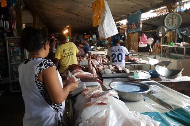 Ambiente en el mercado Israel Lewites en Managua este 14 de junio, día del paro nacional en Nicaragua. Foto: Jimmy Romero.