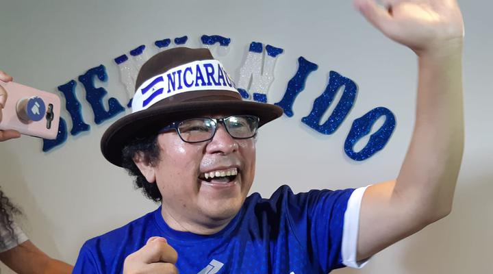 Miguel Mora exige devolución de 100 % Noticias