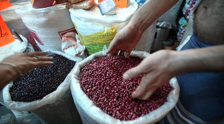 Productos básicos con precios estables