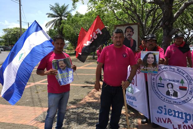 Taxistas ilegales piden permiso para trabajar
