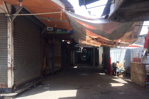 Comercios cerrados en el Mercado Oriental, el más grande de Centroamérica, durante la jornada de paro nacional en Nicaragua. Foto: Walkiria Chavarría.