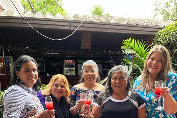 Vos TV conmemoró el Día Internacional de la Mujer junto a sus colaboradoras