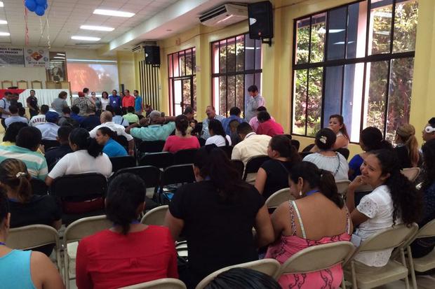 Sindicalistas en encuentro municipal