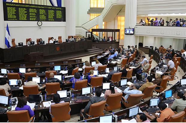 Asamblea Nacional elige a nuevo director del INE
