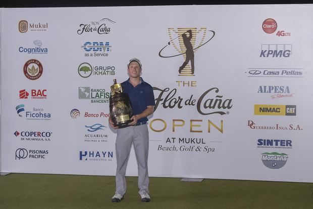 Michael Buttacavoli se coronó en el Flor de Caña Open con desempate de diez hoyos