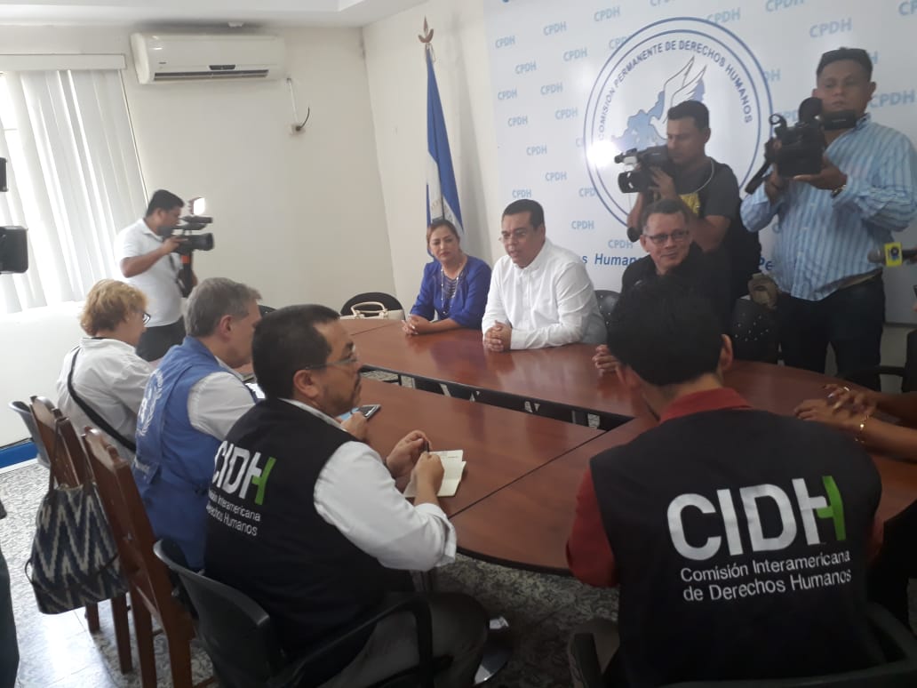 Delegados del MESENI y ONU Derechos Humanos en reunión con la CPDH en Managua. Foto: Elizabeth Reyes