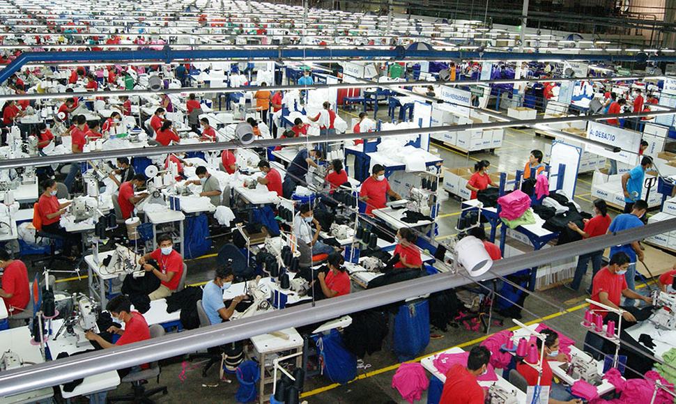 La industria de zonas francas en el país generan más de 120 mil empleos.