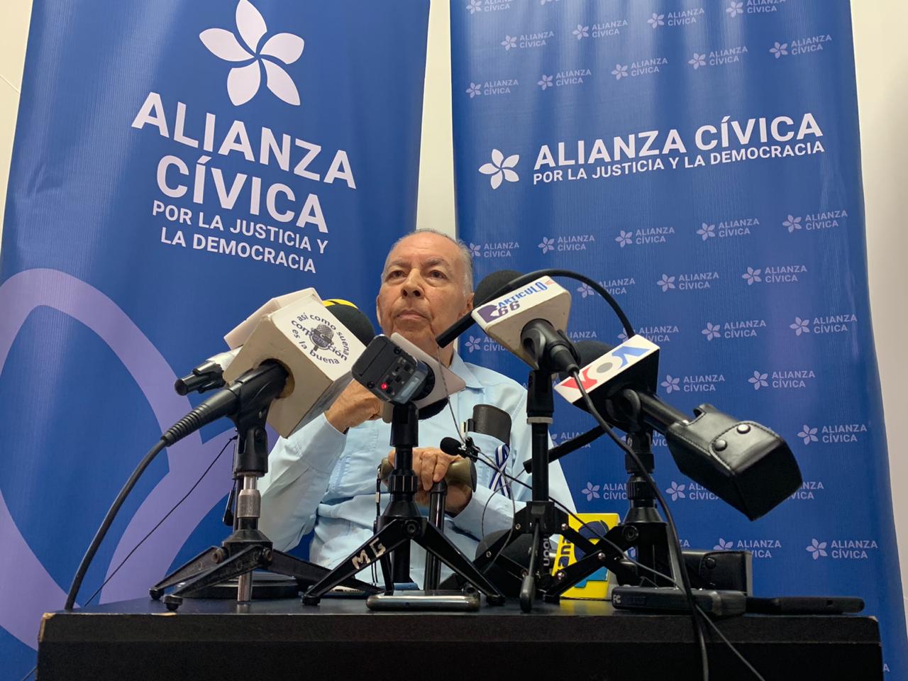 Carlos Tünnermann / Lorenzo Vega