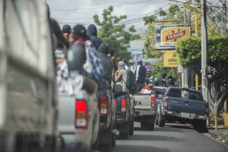 Tras la crisis grupos Parapoliciales aparecieron en el país.