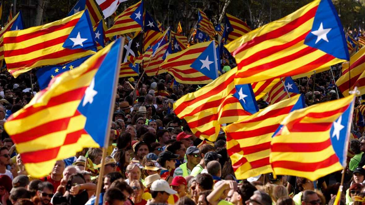 En septiembre de 2017 los tres partidos independentistas del gobierno de Cataluña aprobaron las llamadas leyes de desconexión.