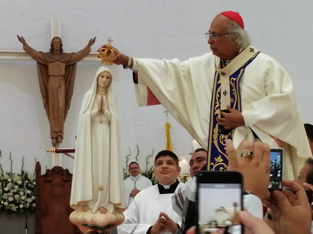 Imagen de la virgen de Fátima en la catedral / Lorenzo Vega