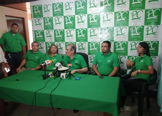 Miembros del Partido Conservador