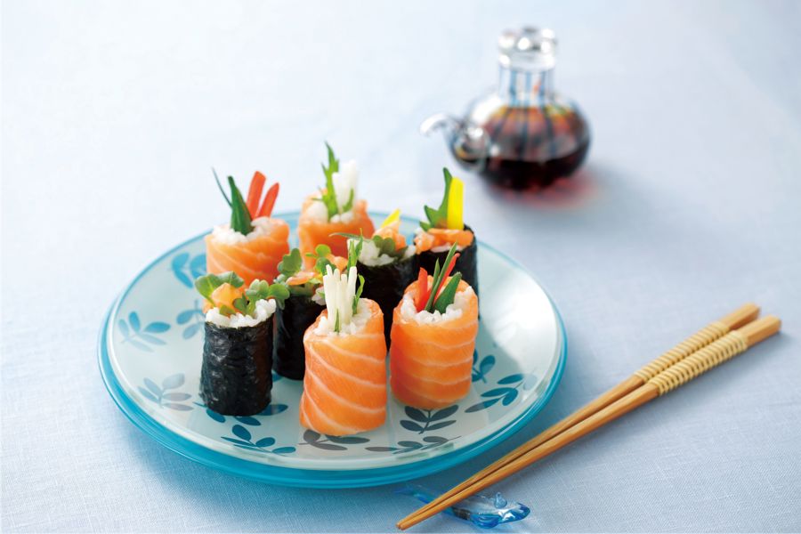 Sushi con salmón de Noruega./ Autor: Mar de Noruega/ EFE