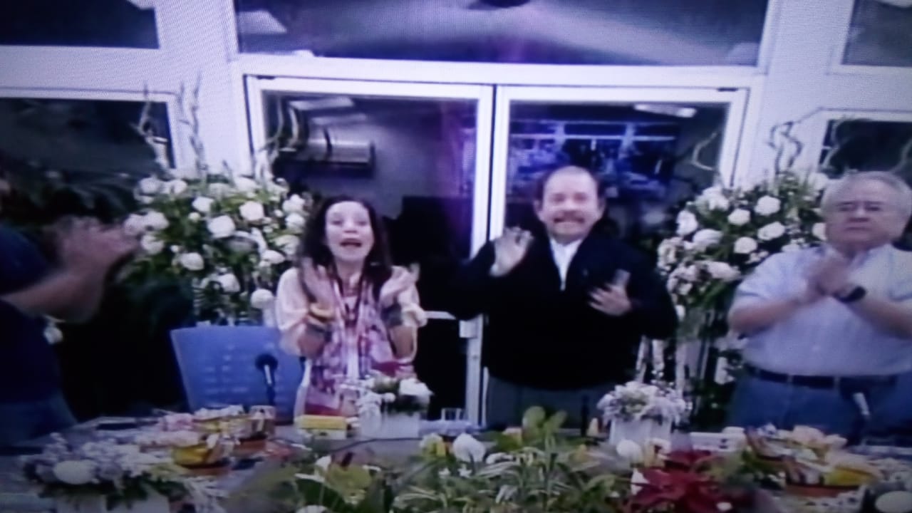 Daniel Ortega y la vicepresidente de Nicaragua, Rosario Murillo.