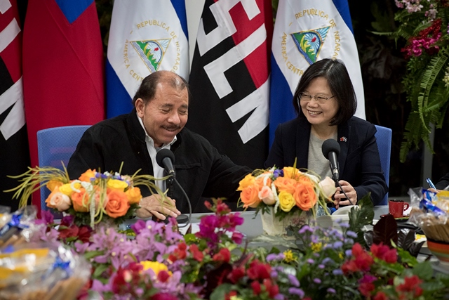 Presidente Daniel Ortega con la Presidenta de Taiwán