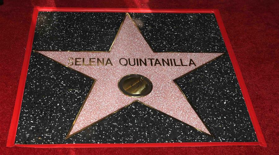 La estrella de Selena Quintanilla en el Paseo de la fama de Hollywood, en una fotografía de archivo. /EFE