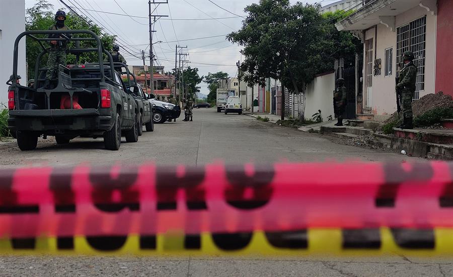 Los cuerpos de cuatro personas fueron abandonados en el boulevard costero del puerto de carga mexicano de Tuxpan-/ EFE