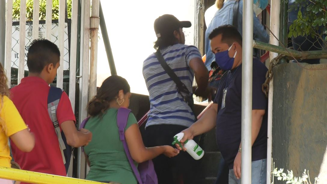 Estudiantes de la UNAN-Managua / Salvador García