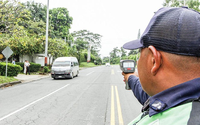 Policía de Nicaragua, Cortesía