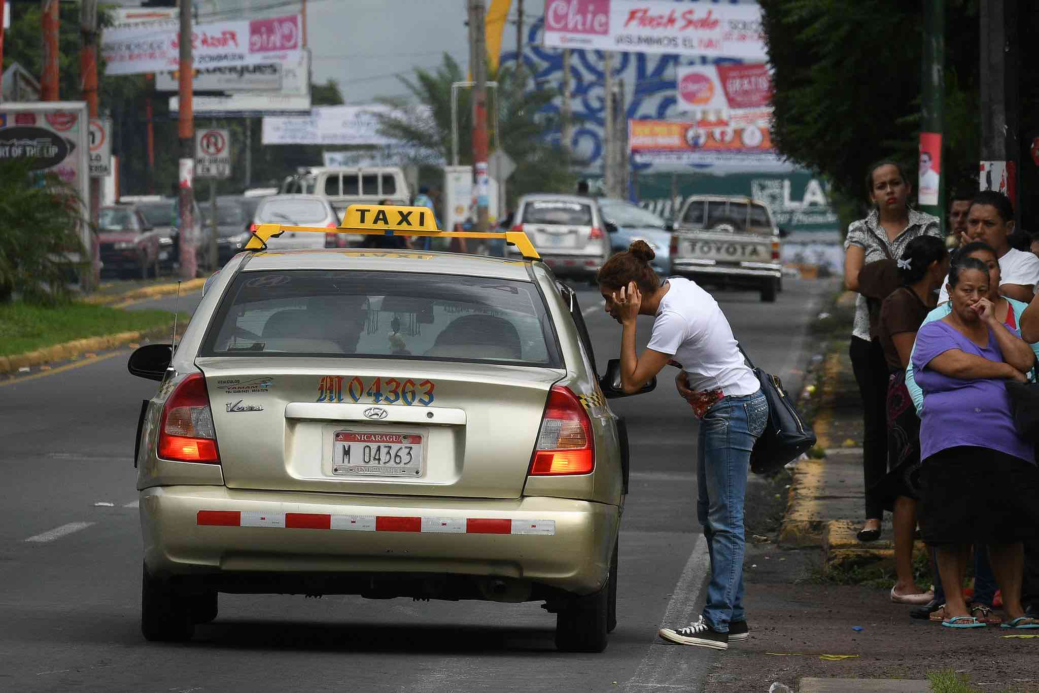 12 mil taxis están registrados legalmente en la capital.
