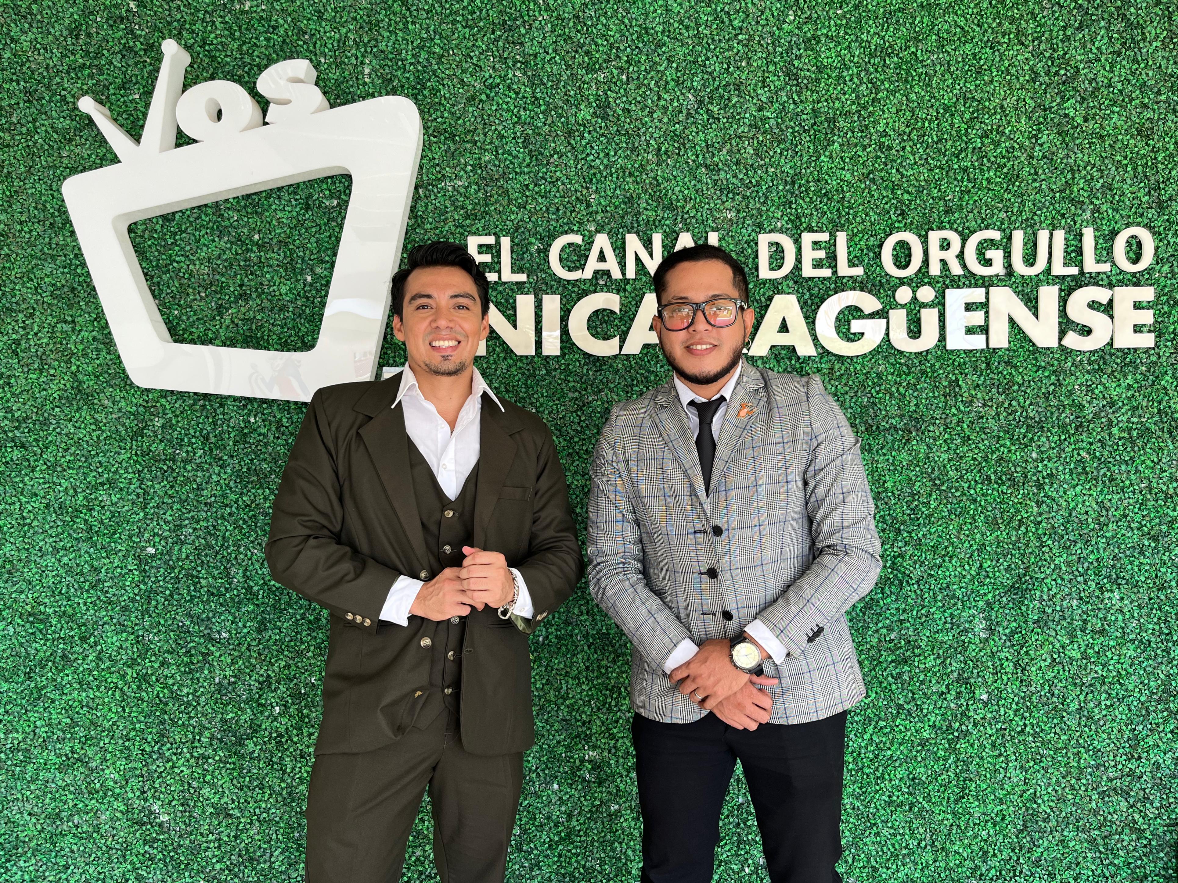 Freddy Martínez junto al diseñador Jairo Mejía./Foto: Josthin Díaz