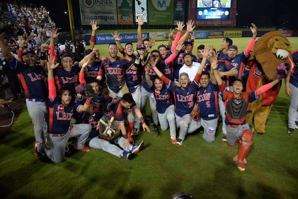 León se coronó campeón del último torneo. 