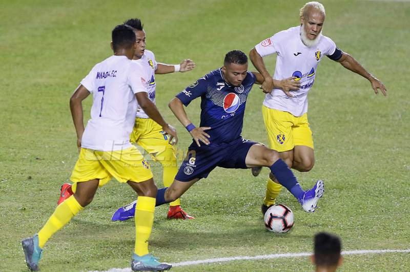 Partido disputado durante los 90 minutos 