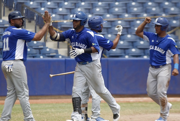 El combinado nacional cargo con la derrota en su primer partido 