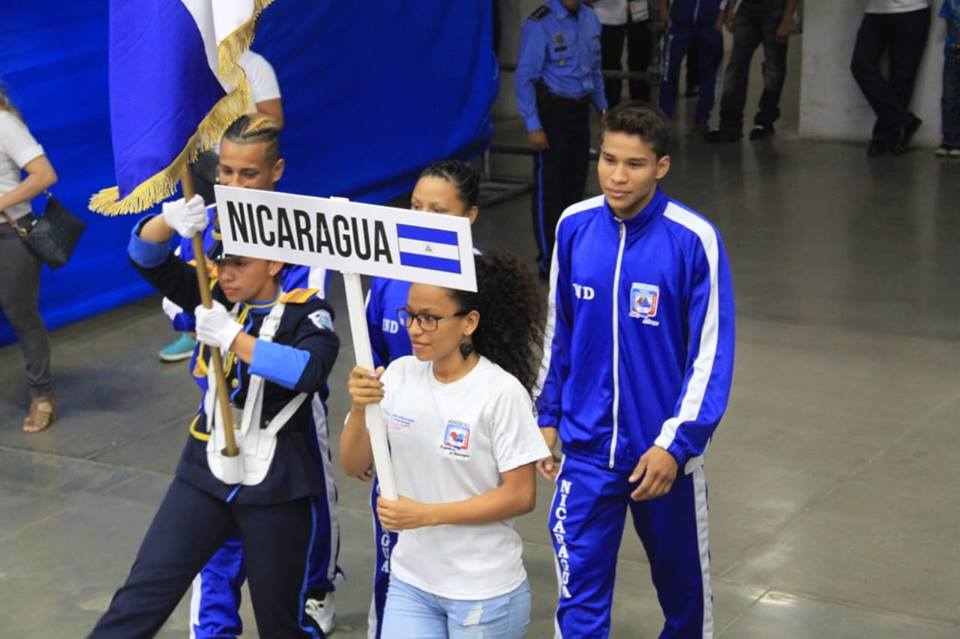 La selección de Nicaragua al momento de su presentación 