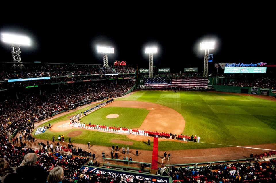 Panoránica del Fenway Park primer partido de la serie mundial