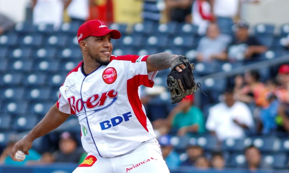 Manauris Báez será el principal lanzador de la tribu.