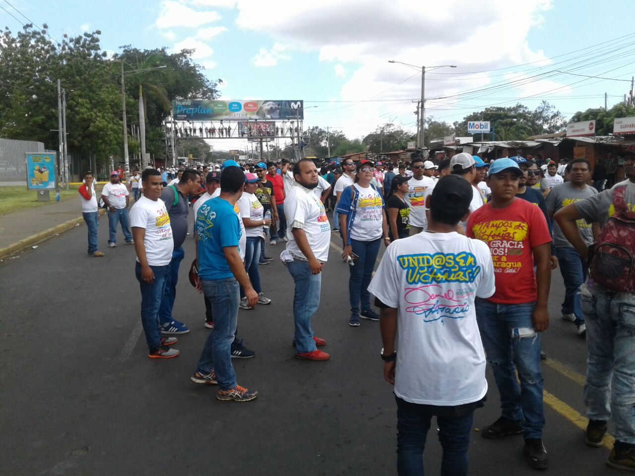 Miembros de la Juventud Sandinista en su marcha por Indio Maíz. Foto: Héctor Rosales