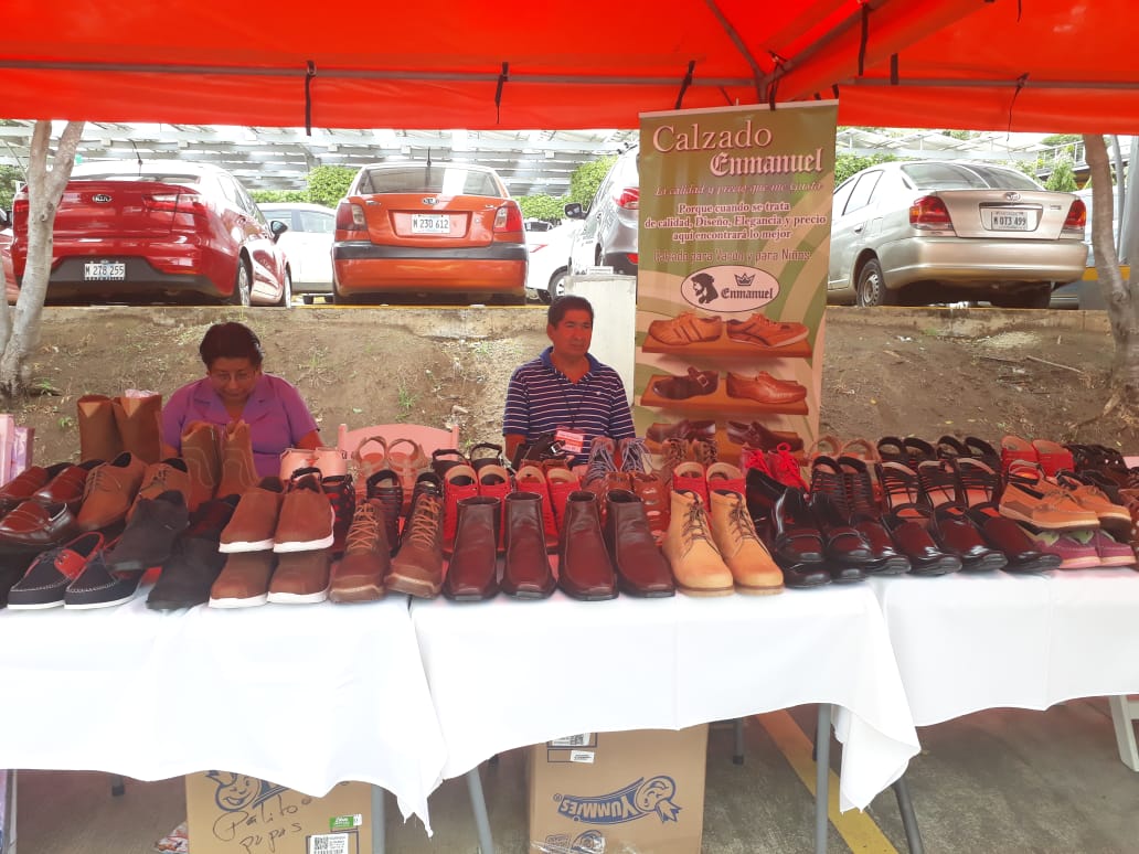 En la feria participan emprendimientos de varios departamentos de Nicaragua