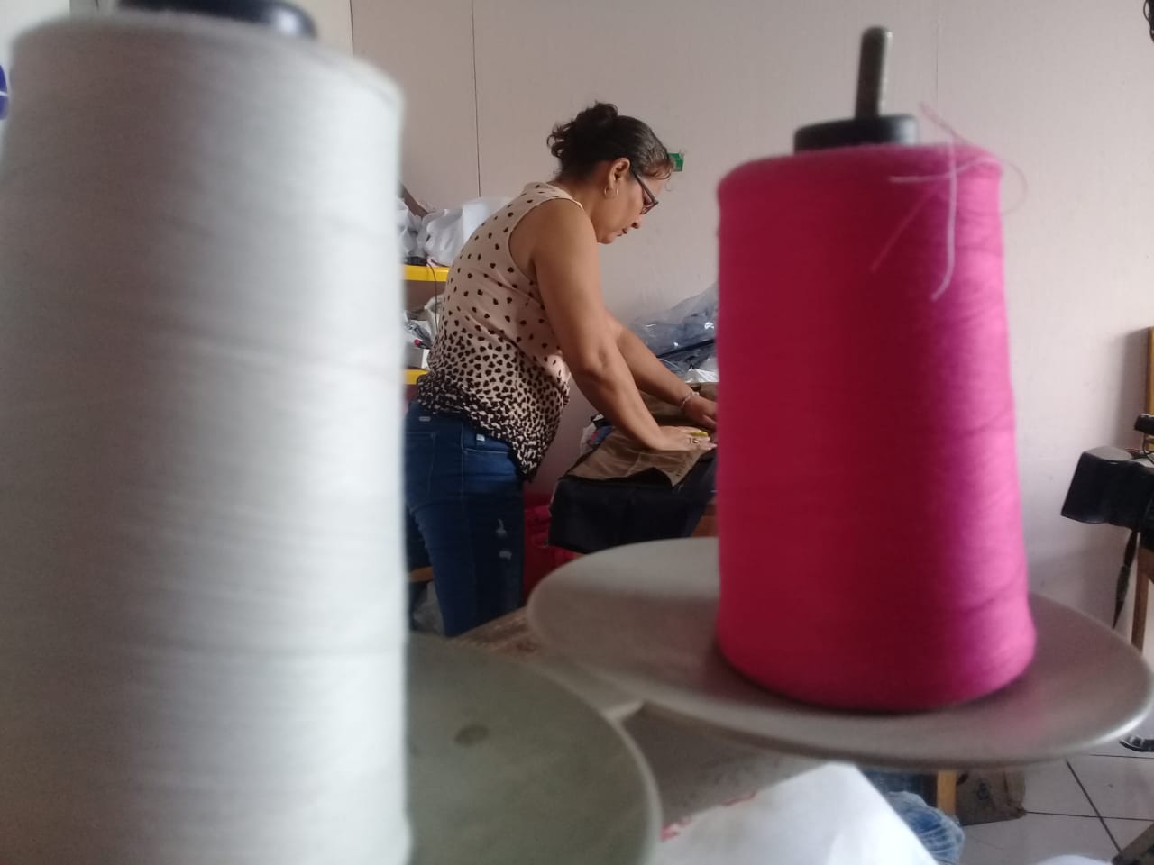 Los talleres de costura rápida en Nicaragua han resentido la crisis económica que enfrenta el país. Foto: Héctor Rosales