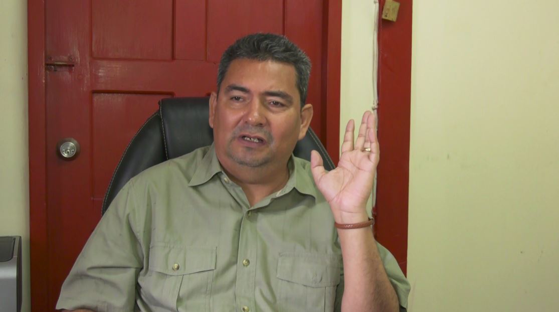 Lester Flores, secretario nacional de asuntos municipales del PLC